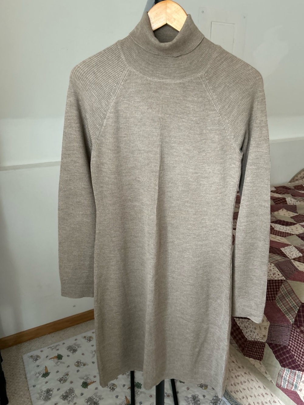 Garnet Hill 100% Merino Wool Turtleneck Long Sleeve Dress Medium